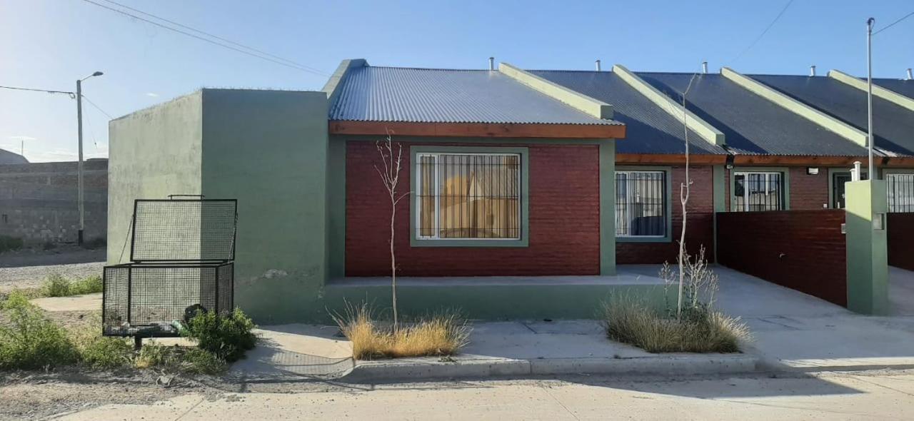 Alquiler Temporario En Trelew Bagian luar foto