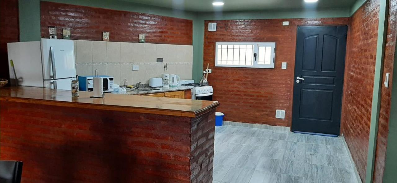 Alquiler Temporario En Trelew Bagian luar foto
